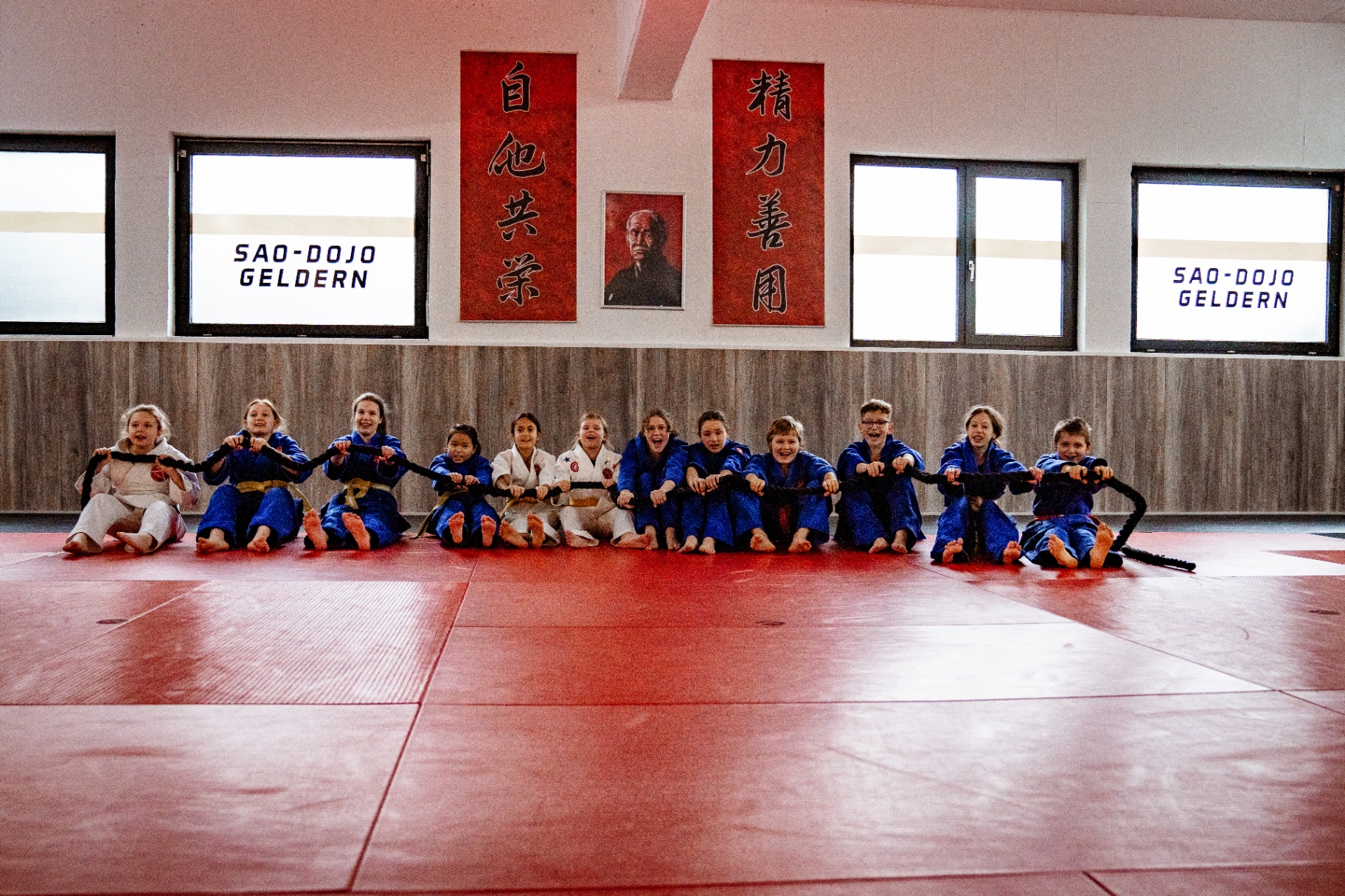 Lachende Kinder beim Sommertraining im SAO-DOJO Geldern